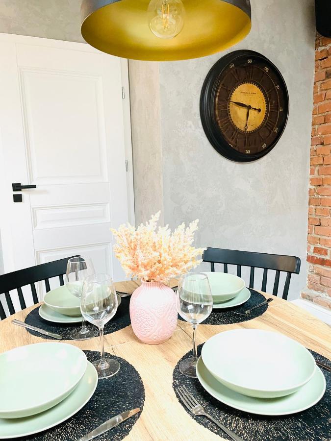 Apartament Miodowy - Darmowy Parking - Klmatyzacja - Wifi Stary Toruń المظهر الخارجي الصورة